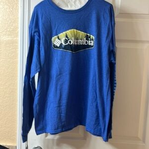 Men’s Columbia long sleeve shirt